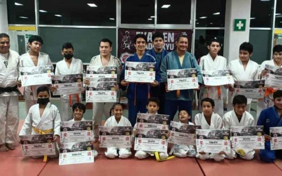 El club Barracudas de judo realiza con éxito su examen de grados kyu en el Gimnasio Polifuncional de la Ciudad Deportiva
