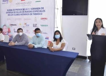 Yolanda Osuna Huerta supervisó obras de rehabilitación de la red de distribución de agua potable y drenaje en diferentes colonias de Villahermosa