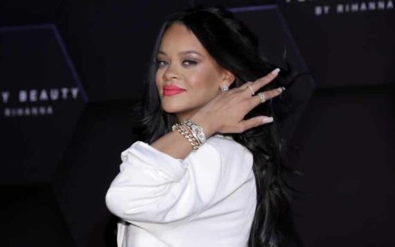 Rihanna sigue ampliando su imperio Fenty, ahora venderá productos para el cabello