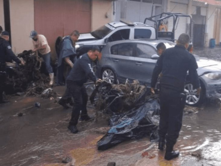 Intensas lluvias dejan una persona fallecida y cientos de daños materiales en Michoacán Intensas lluvias dejan una persona fallecida y cientos de daños materiales en Michoacán
