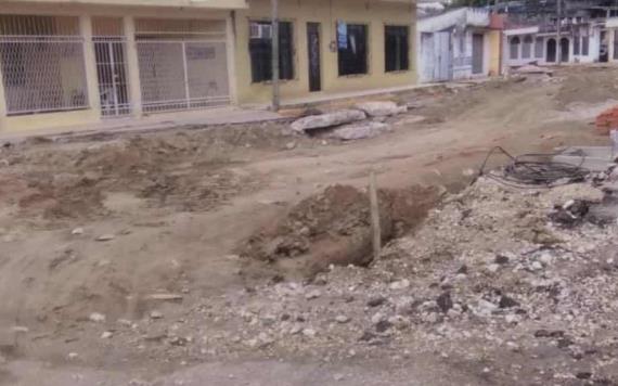 Reportan retraso en la construcción del drenaje y la pavimentación asfáltica en Nacajuca