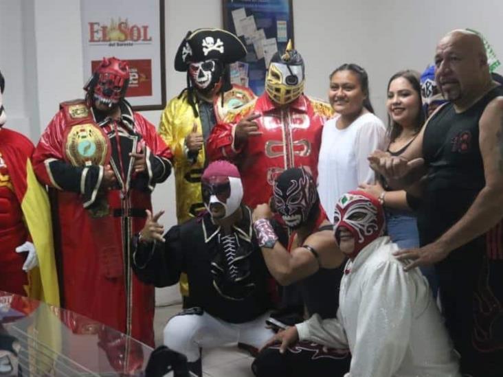 Luchadores tabasqueños convivieron con fanáticos en las instalaciones del SIT Luchadores tabasqueños convivieron con fanáticos en las instalaciones del SIT
