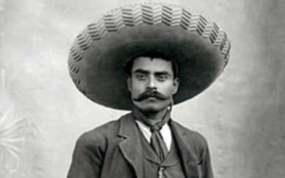 ¡Por un libro! Así surgió el rumor de la homosexualidad de Emiliano Zapata