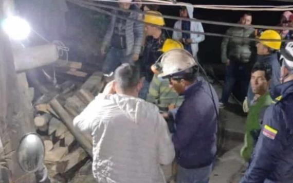 Derrumbe en mina de Colombia deja 9 mineros atrapados