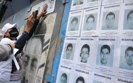 Padres de normalistas de Ayotzinapa, desconocen extremos de imputación contra Murillo Karam