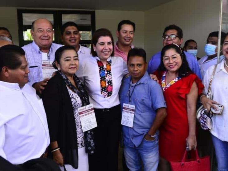 Dirigentes electos construirán unidad para Morena Tabasco; será un momento histórico Dirigentes electos construirán unidad para Morena Tabasco; será un momento histórico