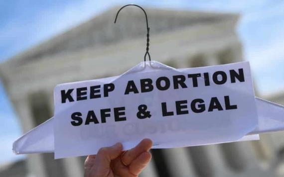 Biden hace llamado a los gobernadores para que permitan el aborto si existe riesgo para la madre
