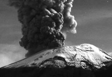 Volcán Popocatépetl amaneció bravo; registró dos explosiones