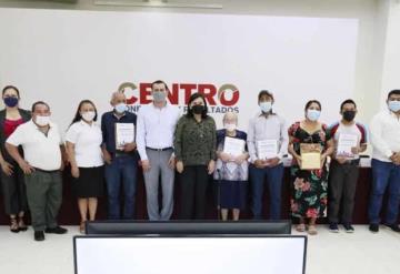 El Ayuntamiento de Centro, premió a los ganadores del reto Cuidado de Frentes de Casa en Centro"