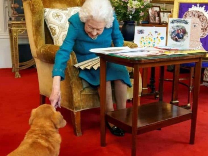 Príncipe Andrés adopta a Muick y Sandy, los corgis de Isabel II Príncipe Andrés adopta a Muick y Sandy, los corgis de Isabel II