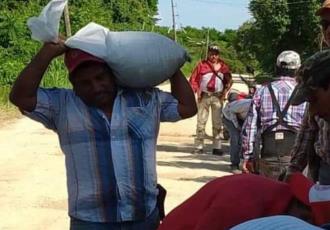 Refuerzan bordo con costalería en Cuyo de Guadalupe para proteger a la población
