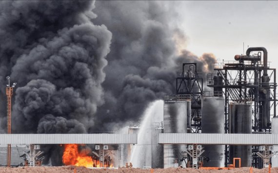 Explosión en refinería de Argentina deja tres trabajadores muertos