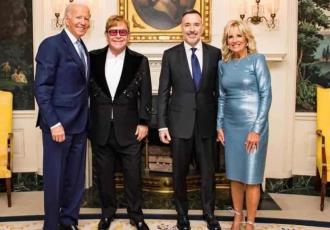 Los Biden reciben a Elton John para velada musical en la Casa Blanca