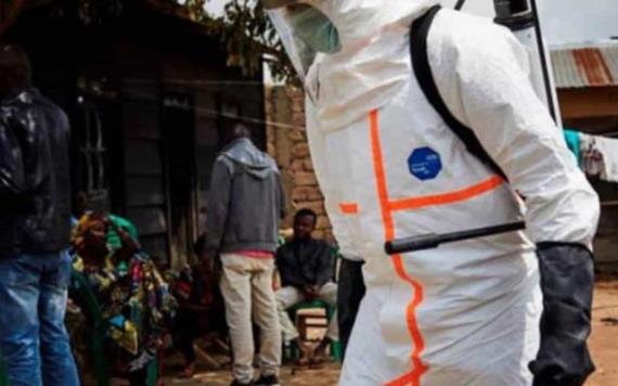 Brote de ébola en Uganda, de "alto riesgo", advierte la OMS
