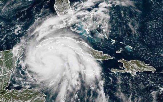 Huracán Ian sale de Cuba y entra al Golfo de México, podría alcanzar categoría 4
