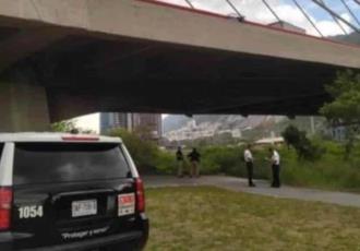 Joven pierde la vida al lanzarse de un puente, anunció el hecho en Instagram