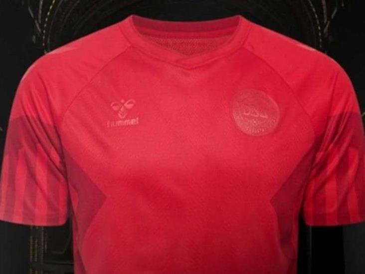 Dinamarca protesta contra Qatar con su nuevo uniforme Dinamarca protesta contra Qatar con su nuevo uniforme