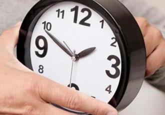 ¿Debes ajustar tu reloj el 31 de octubre si se elimina el horario de verano?
