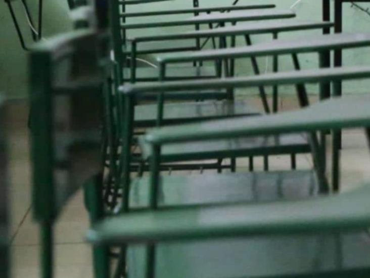 Alumno lleva balas a secundaria de Salamanca, Guanajuato Alumno lleva balas a secundaria de Salamanca, Guanajuato