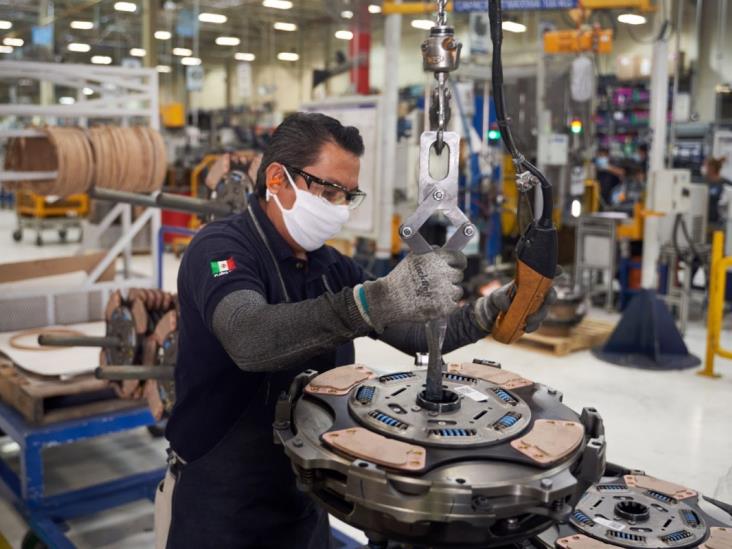 Aumento de vacaciones echará a la calle a tres millones de trabajadores Aumento de vacaciones echará a la calle a tres millones de trabajadores