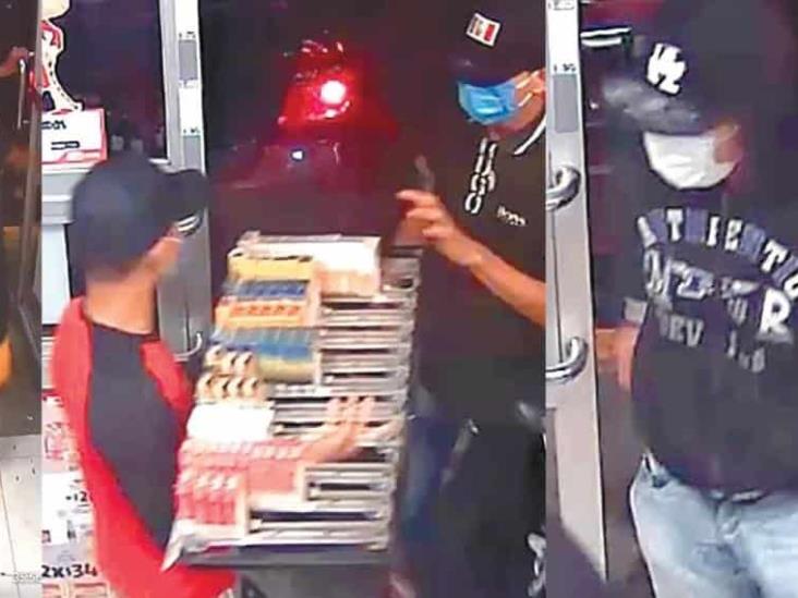 Detienen a ladrones que eran menores de edad en Comalcalco Detienen a ladrones que eran menores de edad en Comalcalco