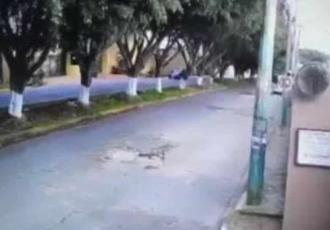 Captan intento de secuestro en calles de Cuernavaca; automovilista lo impide