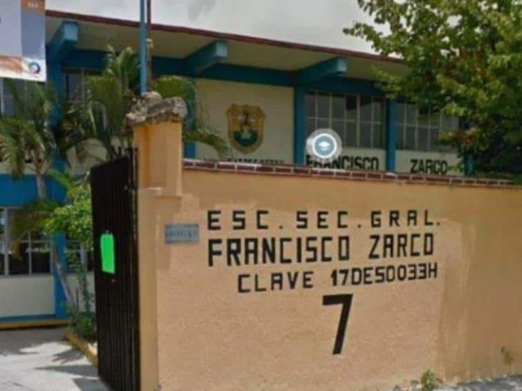 En Cuernavaca maestro estrangula a alumno por salpicarlo con agua En Cuernavaca maestro estrangula a alumno por salpicarlo con agua