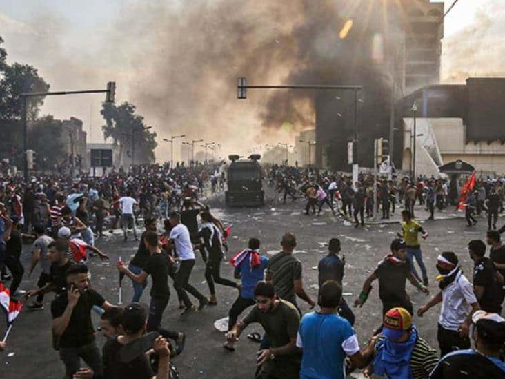 Violentas protestas en Irak; exigen seguridad y mejores sueldos Violentas protestas en Irak; exigen seguridad y mejores sueldos