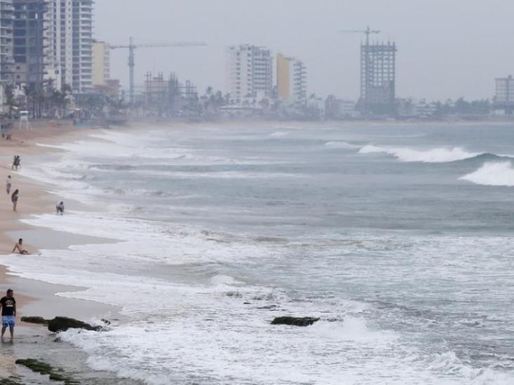 Huracán Orlene toca tierra en Sinaloa Huracán Orlene toca tierra en Sinaloa