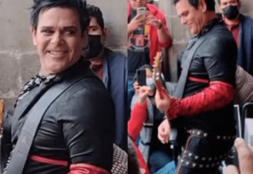 Rammstein sorprende a fans mexicanos con improvisación gratuita en el Zócalo