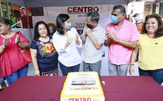 La presidenta municipal de Centro, asistió al Aniversario del del Mercado "Coronel Gregorio Méndez Magaña"