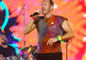 Chris Martin, con ´infección pulmonar grave´; Coldplay pospone conciertos