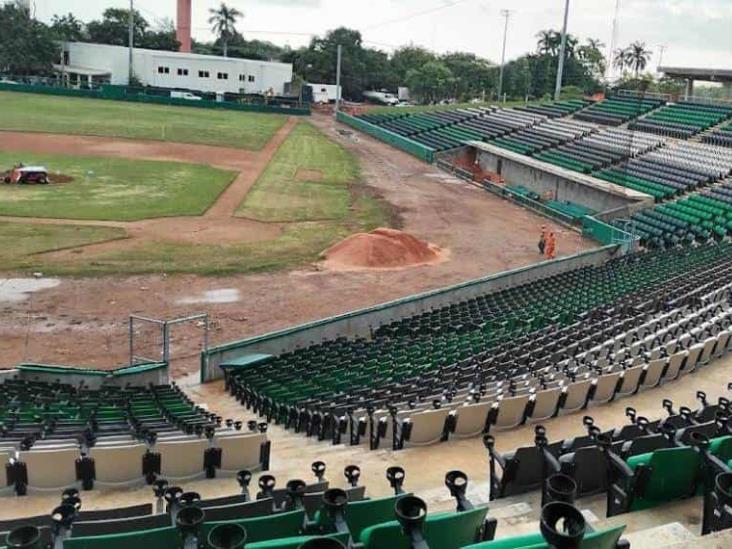 Intenso trabajo en el nuevo Parque Centenario para finalizar su construcción y esté en perfectas condiciones Intenso trabajo en el nuevo Parque Centenario para finalizar su construcción y esté en perfectas condiciones