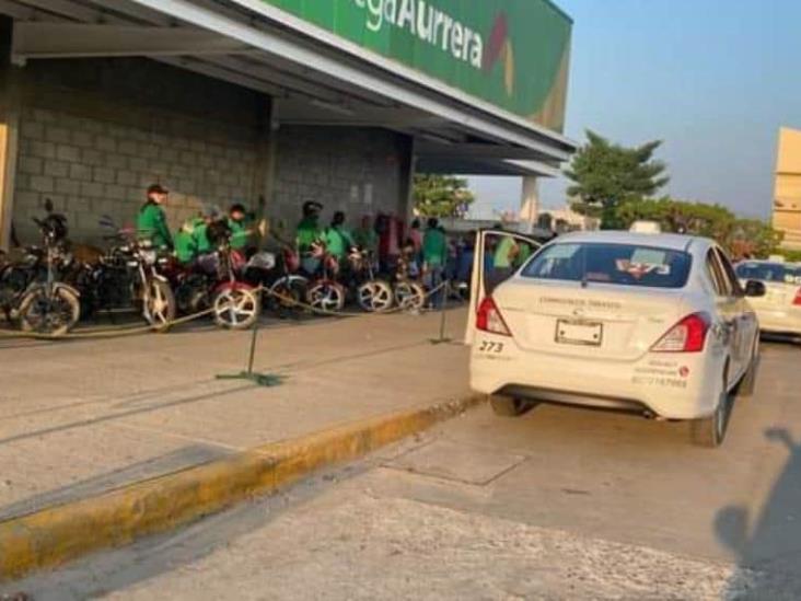 Arde Bodega Aurrera en Comalcalco Arde Bodega Aurrera en Comalcalco
