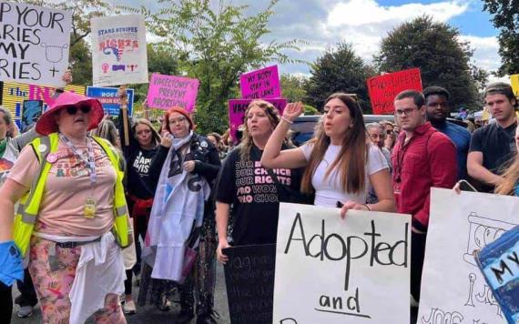 Marchan en Estados Unidos por el aborto a un mes de las elecciones