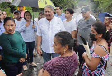 Ayuntamiento de Comalcalco inicia obra de ampliación de red de energía eléctrica en Chichicapa