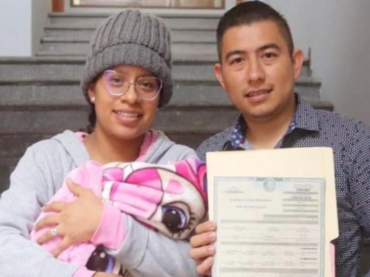 Bebé es registrada con el primer apellido materno