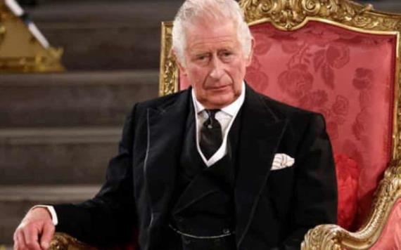 El rey Carlos no vivirá en el Palacio de Buckingham por los próximos cinco años
