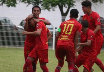 Felinos 48 sigue en plan ascendente, goleó a Saraguatos de Palenque 3-0