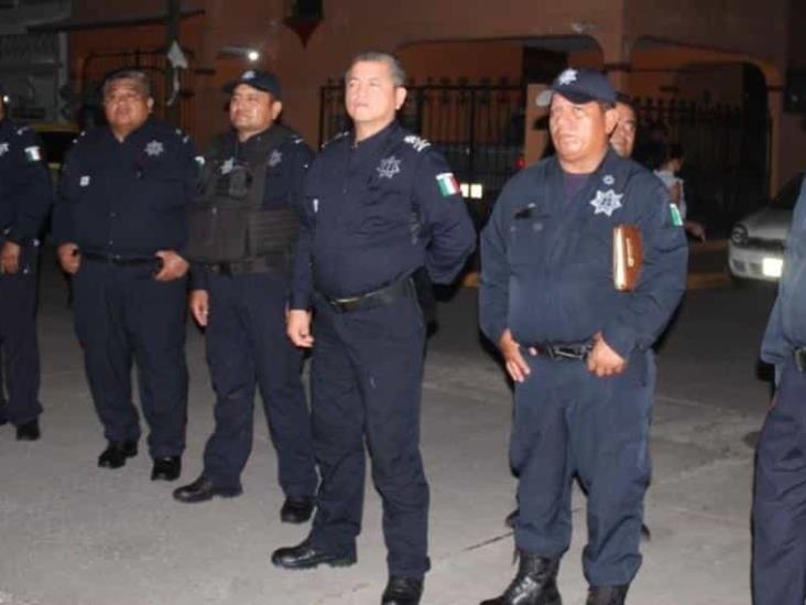 Autoridades se reunieron con habitantes y atendieron peticiones de seguridad Autoridades se reunieron con habitantes y atendieron peticiones de seguridad
