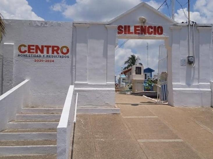 Realizarán operativos en materia de protección civil, en los cinco panteones que administra el Ayuntamiento de Centro Realizarán operativos en materia de protección civil, en los cinco panteones que administra el Ayuntamiento de Centro