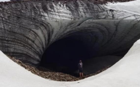 Turista brasileño muere aplastado por bloque de hielo en Cueva de Jimbo en Argentina
