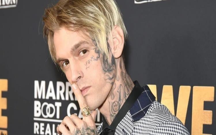 Hallan muerto al cantante Aaron Carter en su vivienda Hallan muerto al cantante Aaron Carter en su vivienda