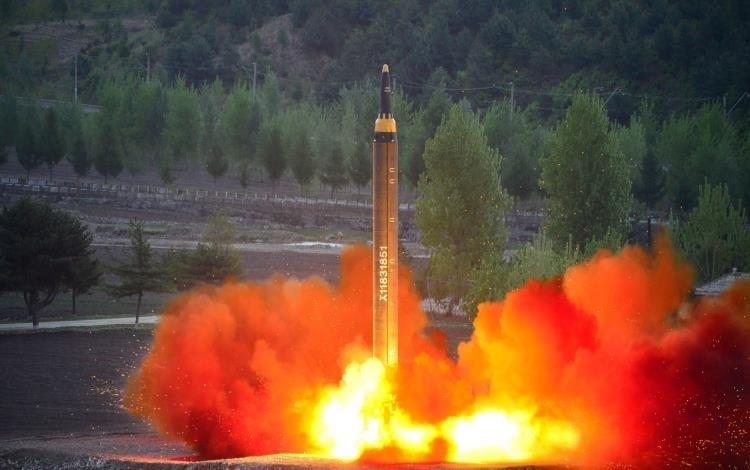 Corea del Norte lanza misiles en último día de maniobras aéreas de EU y Corea del Sur Corea del Norte lanza misiles en último día de maniobras aéreas de EU y Corea del Sur