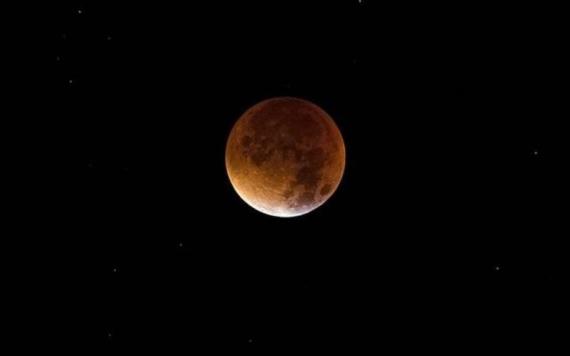 Luna de sangre: el espectáculo astronómico de los eclipses totales