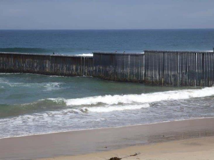 Fallece migrante ruso al intentar cruzar a nado de Tijuana a EU Fallece migrante ruso al intentar cruzar a nado de Tijuana a EU