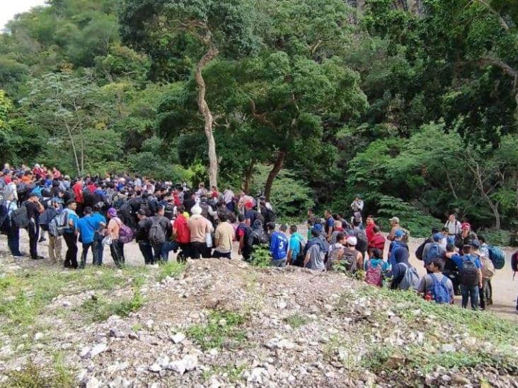 Guardia Nacional e INM rescatan a 368 personas abandonadas en campamento clandestino en Chiapas Guardia Nacional e INM rescatan a 368 personas abandonadas en campamento clandestino en Chiapas