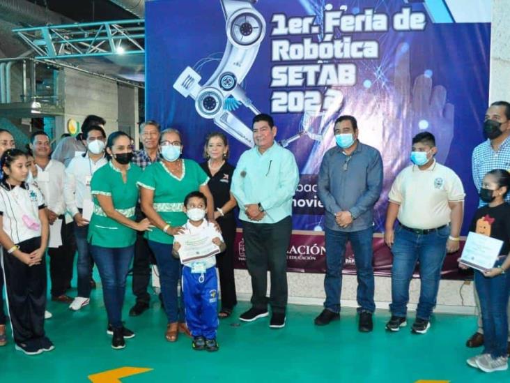 Realiza Setab Primera Feria de Robótica; niñas y niños echan a volar su imaginación Realiza Setab Primera Feria de Robótica; niñas y niños echan a volar su imaginación