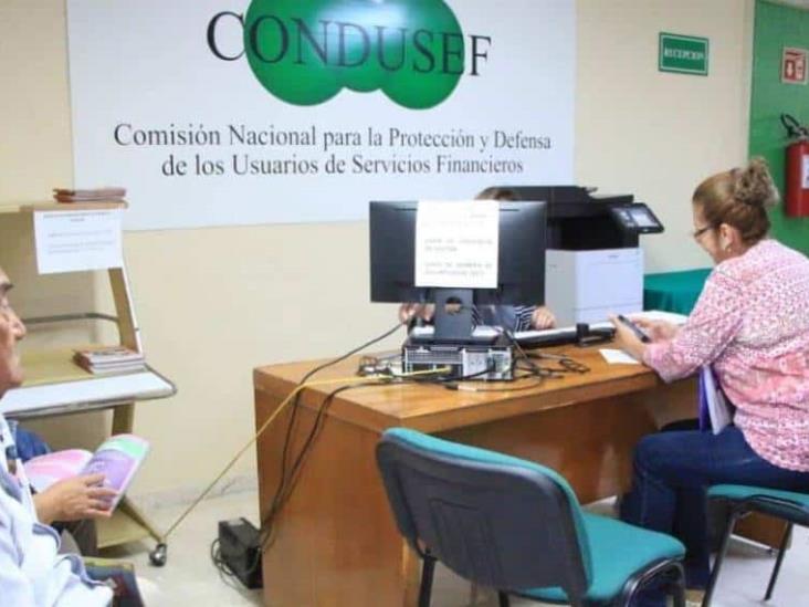 Adultos mayores se quejan contra las Afores Adultos mayores se quejan contra las Afores