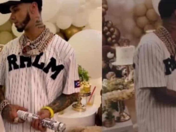 Anuel AA y Yailin la más viral anunciaron que serán padres y revelan el género de su bebé Anuel AA y Yailin la más viral anunciaron que serán padres y revelan el género de su bebé